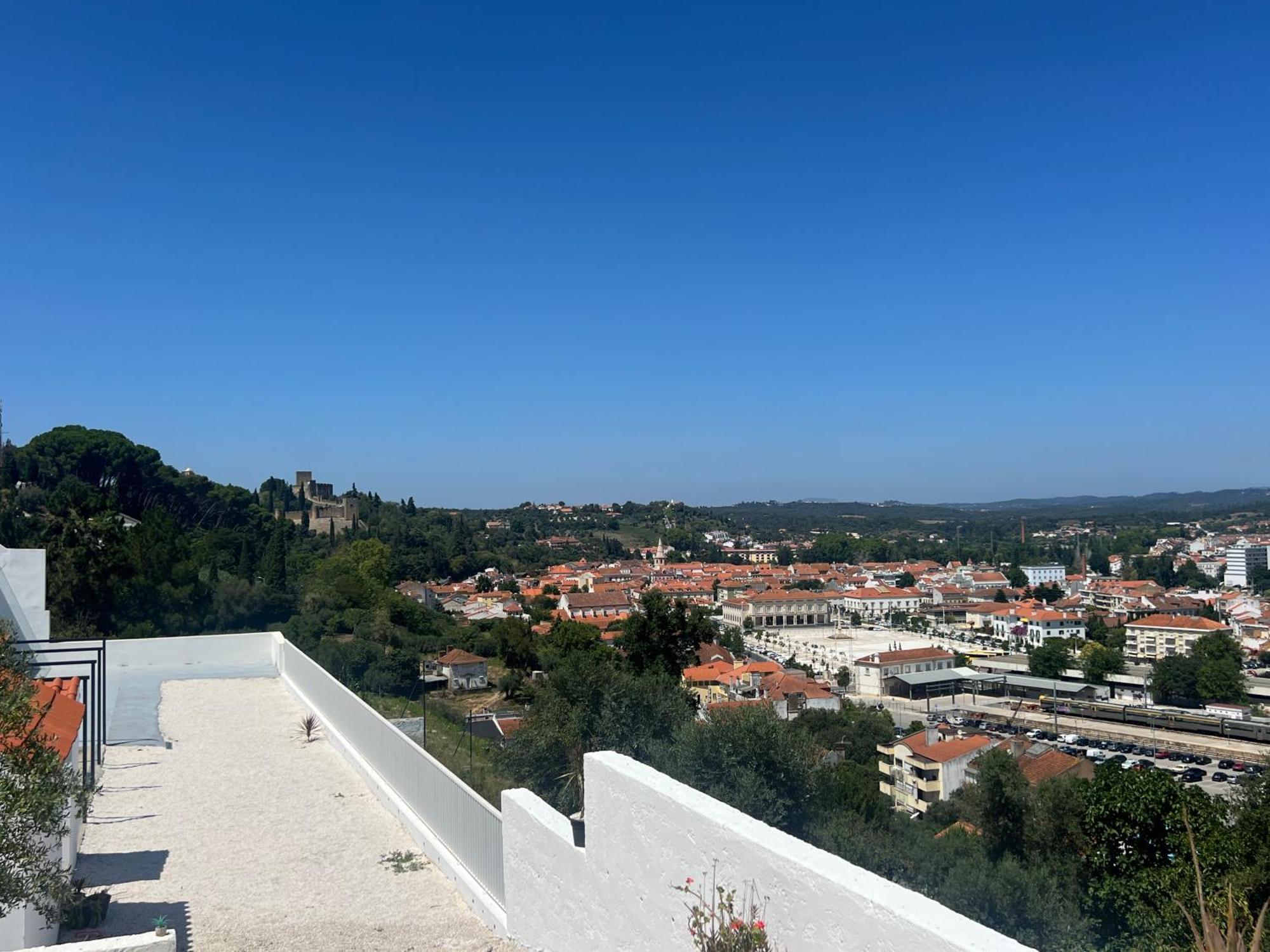 Vila Pombal Tomar Apartments - Pool & City Views المظهر الخارجي الصورة