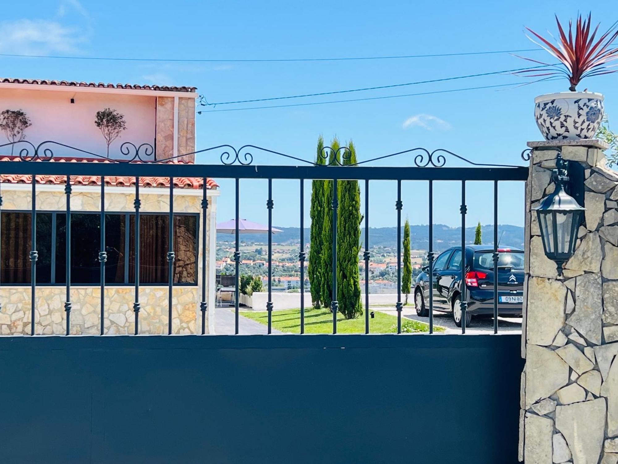 Vila Pombal Tomar Apartments - Pool & City Views المظهر الخارجي الصورة